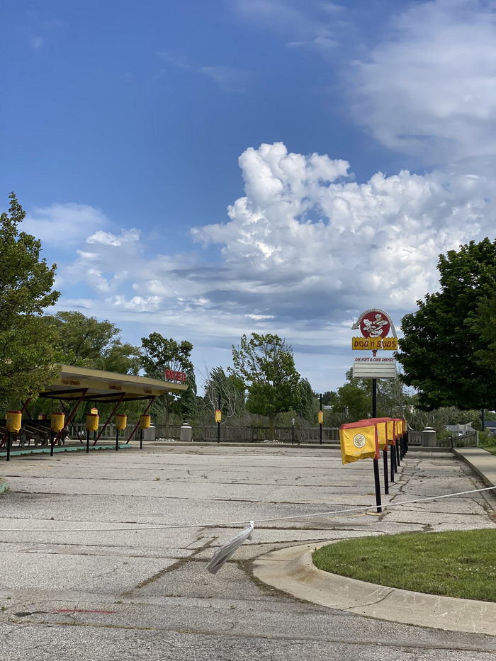 Dog n Suds (DogNSuds, Dog-N-Suds) - June 10 2022 Montague (newer photo)